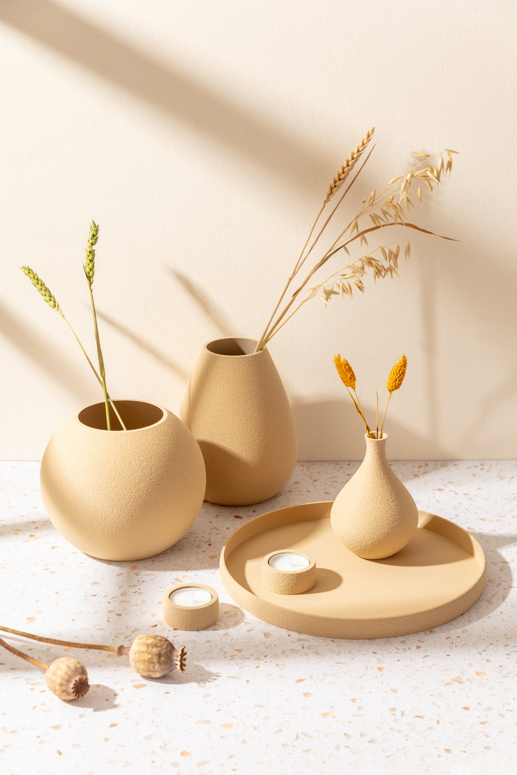 Sfera – runde Deko-Vase in Sandstone von Nordenly – weitere Produktaufnahme 5