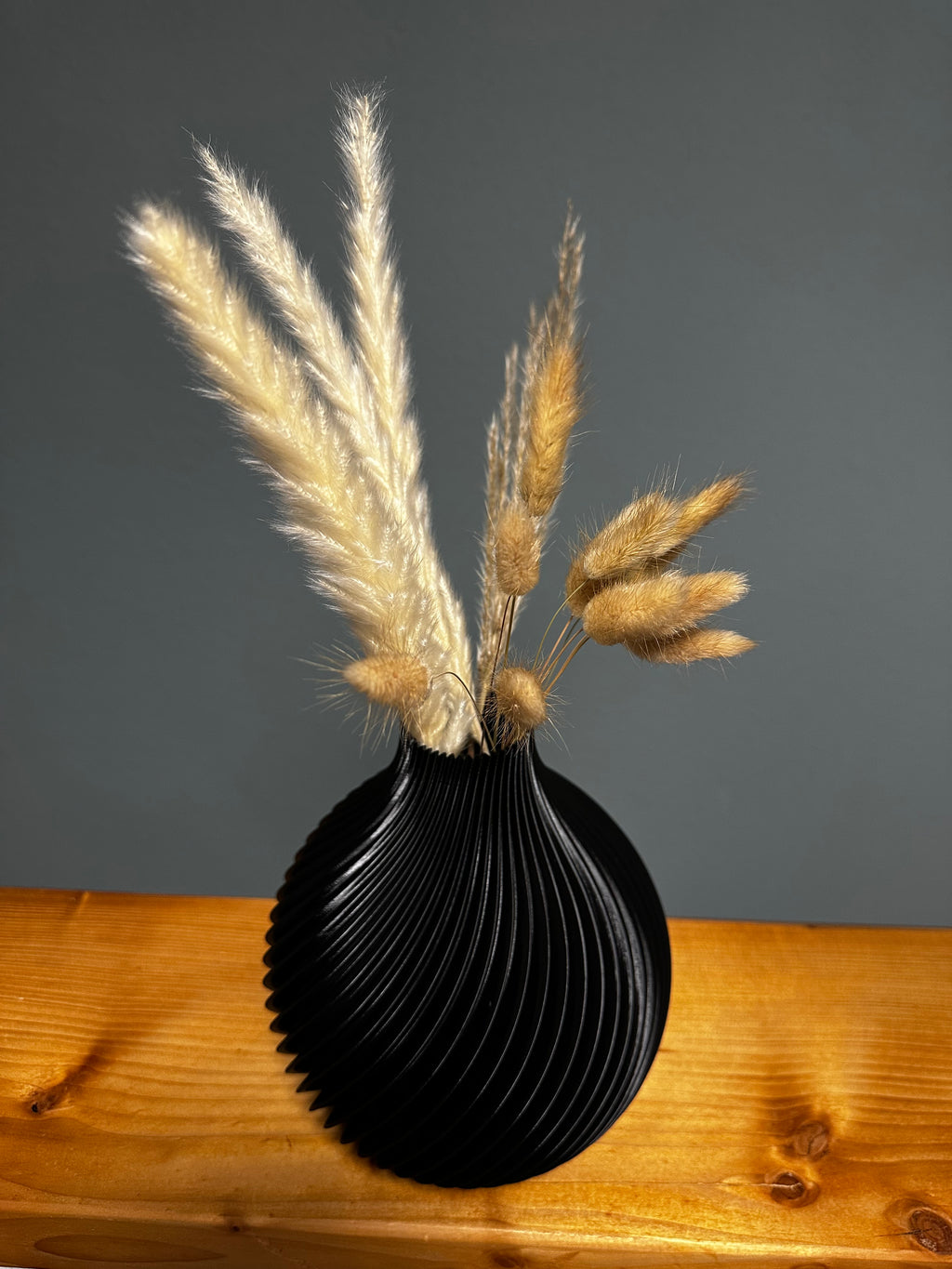 Vinda Vase - Nordic Black